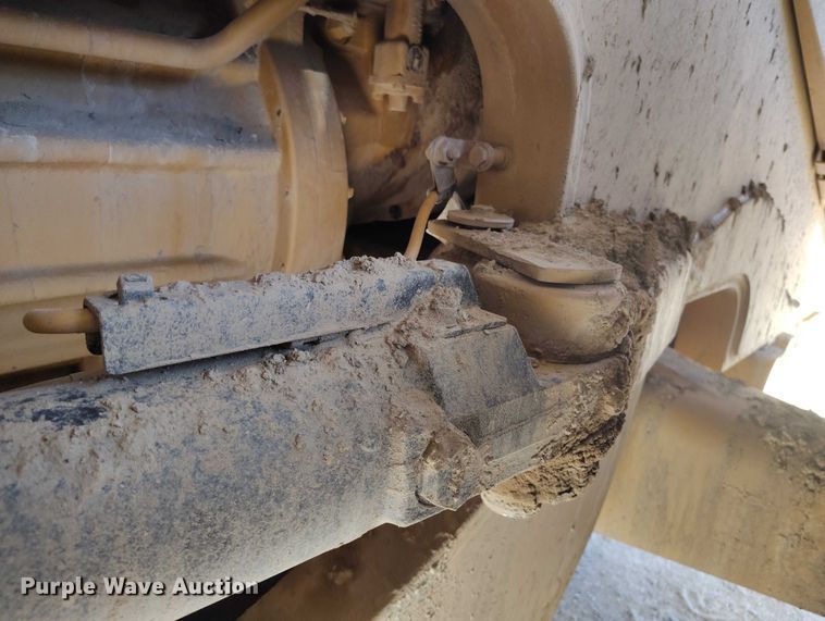 image for item DT0986 2012 Caterpillar 966K wheel loader