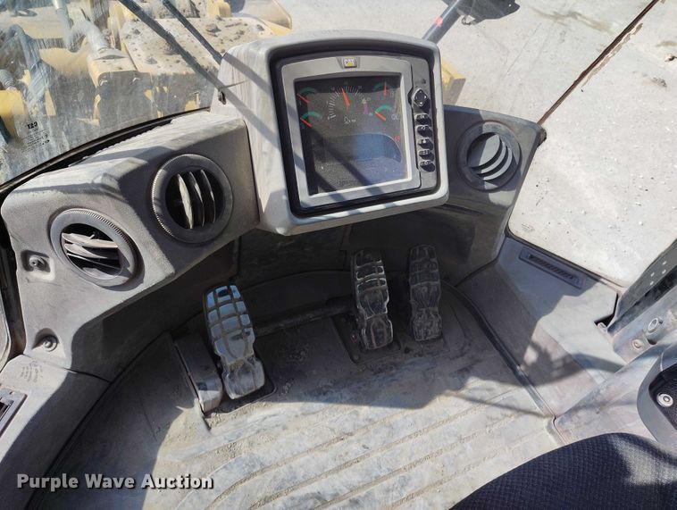 image for item DT0986 2012 Caterpillar 966K wheel loader