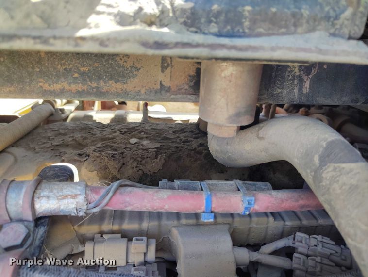 image for item DT0986 2012 Caterpillar 966K wheel loader