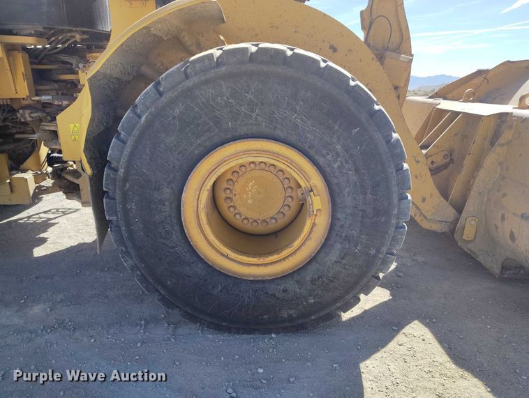 image for item DT0986 2012 Caterpillar 966K wheel loader