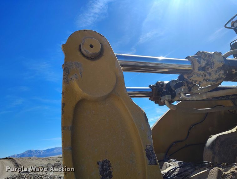 image for item DT0987 2019 Caterpillar 982M wheel loader