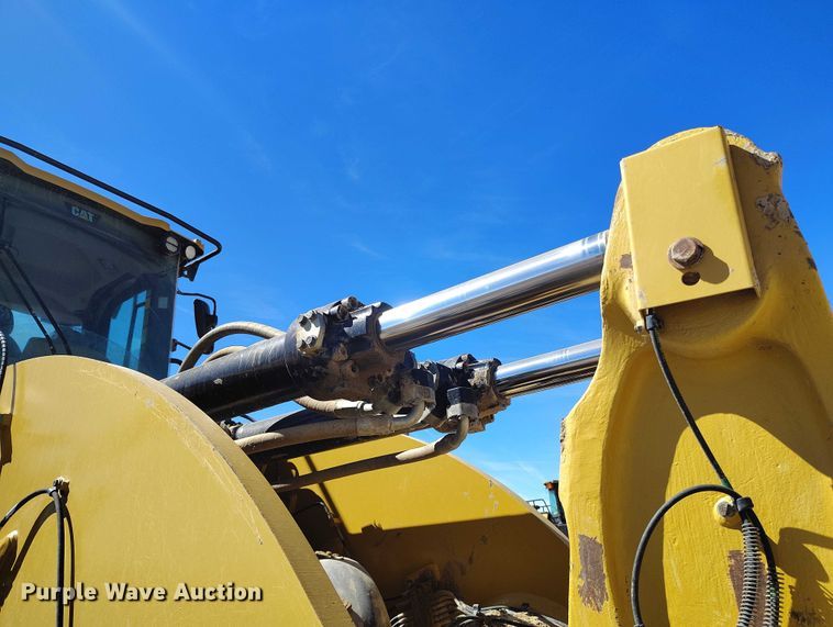 image for item DT0987 2019 Caterpillar 982M wheel loader