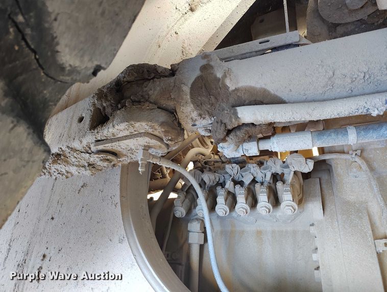 image for item DT0987 2019 Caterpillar 982M wheel loader