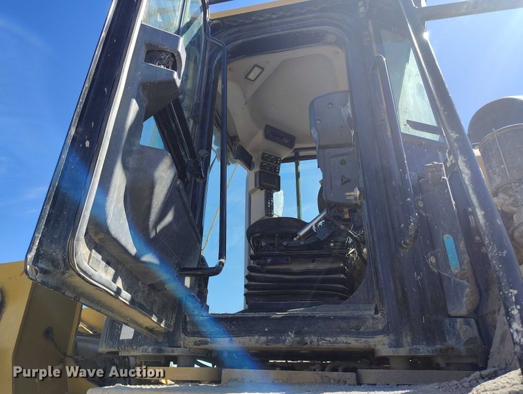 image for item DT0987 2019 Caterpillar 982M wheel loader