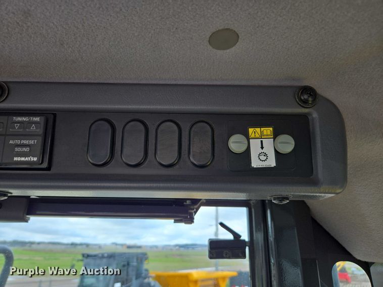 image for item DU2742 2021 Komatsu WA320-8 wheel loader