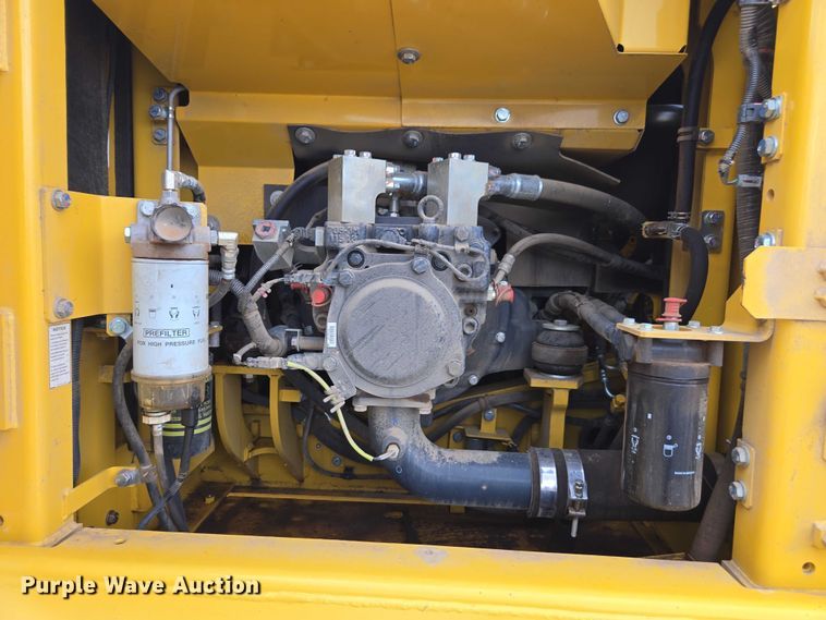 image for item DU2743 2023 Komatsu PC170LC-11 excavator