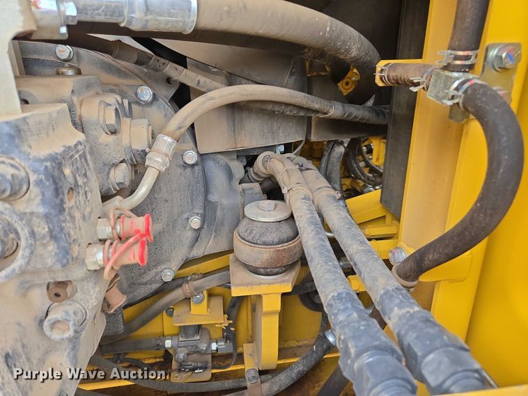 image for item DU2743 2023 Komatsu PC170LC-11 excavator