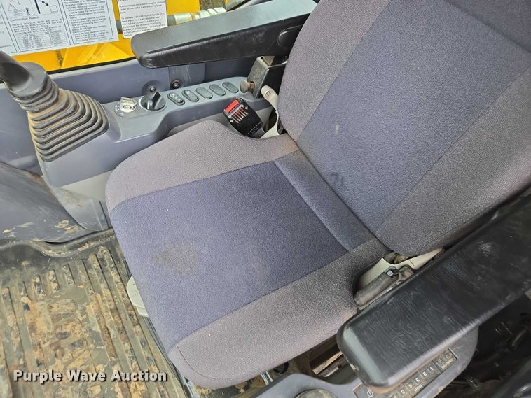 image for item DU2743 2023 Komatsu PC170LC-11 excavator