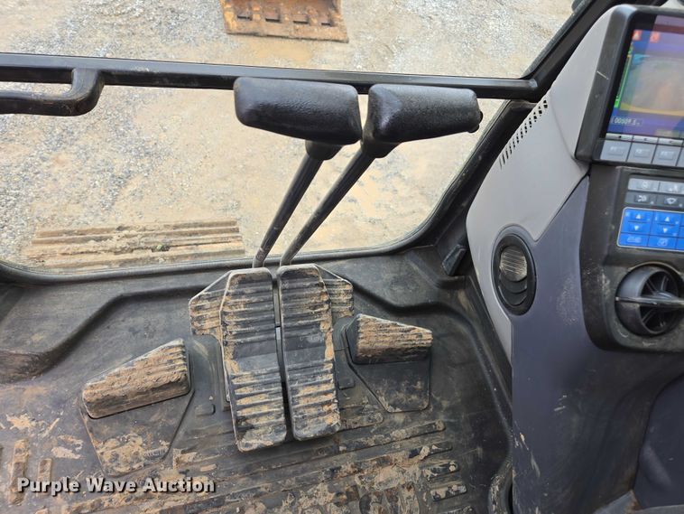 image for item DU2743 2023 Komatsu PC170LC-11 excavator