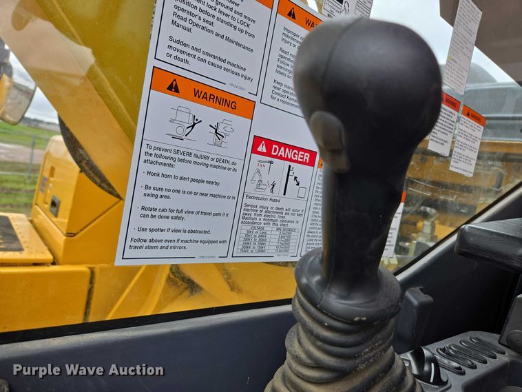 image for item DU2743 2023 Komatsu PC170LC-11 excavator