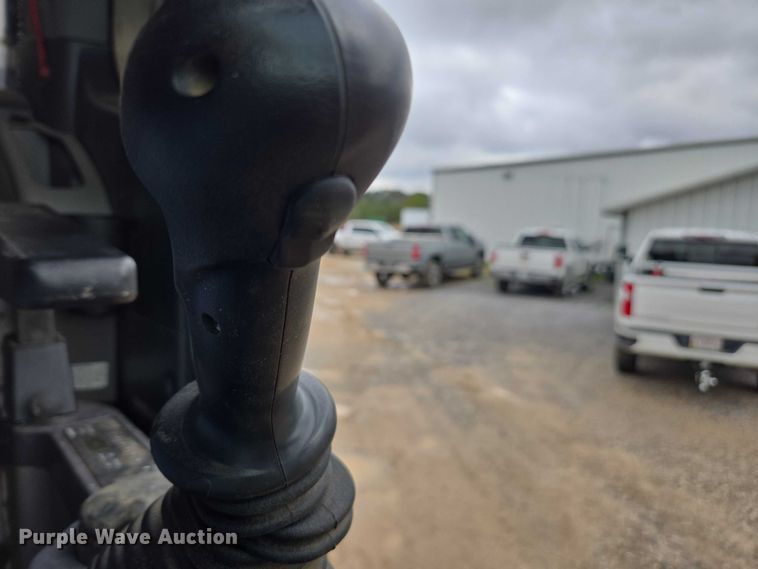 image for item DU2743 2023 Komatsu PC170LC-11 excavator