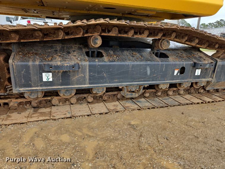 image for item DU2743 2023 Komatsu PC170LC-11 excavator