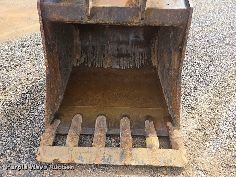 image for item DU2744 2021 Komatsu PC210LC-11 excavator