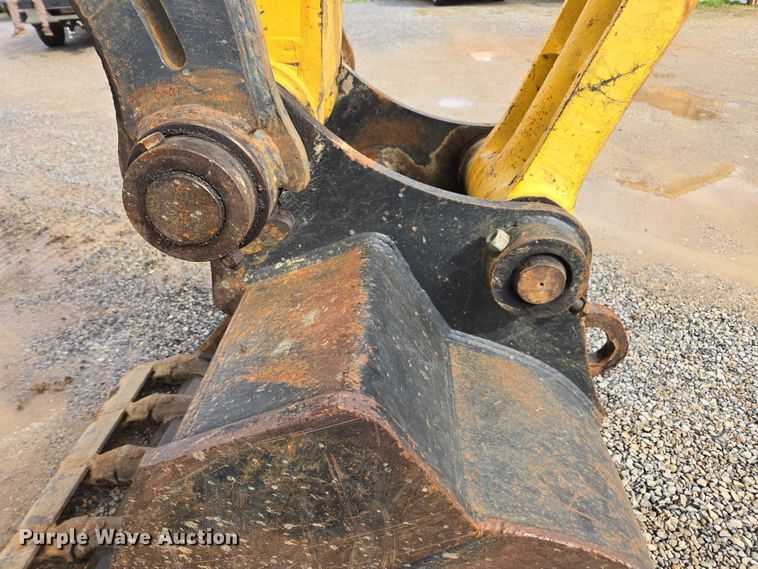 image for item DU2744 2021 Komatsu PC210LC-11 excavator