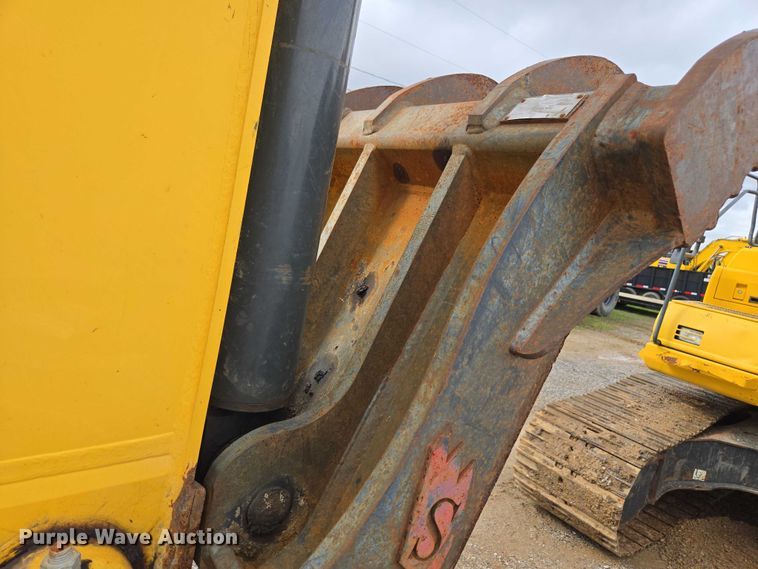 image for item DU2744 2021 Komatsu PC210LC-11 excavator