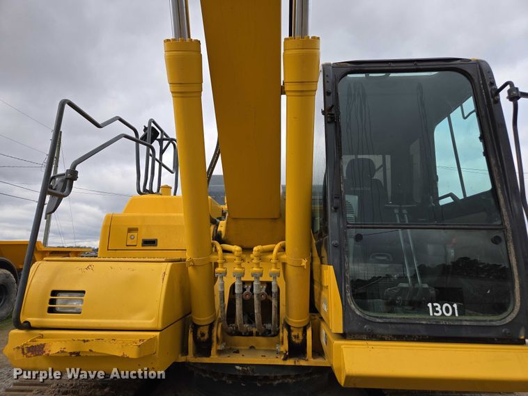 image for item DU2744 2021 Komatsu PC210LC-11 excavator