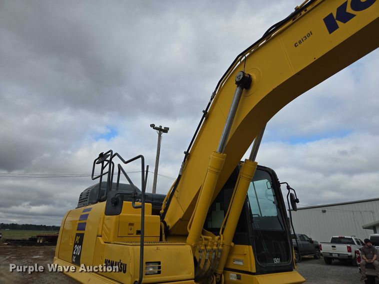 image for item DU2744 2021 Komatsu PC210LC-11 excavator