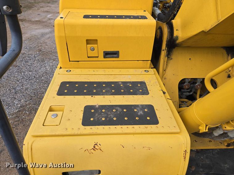 image for item DU2744 2021 Komatsu PC210LC-11 excavator