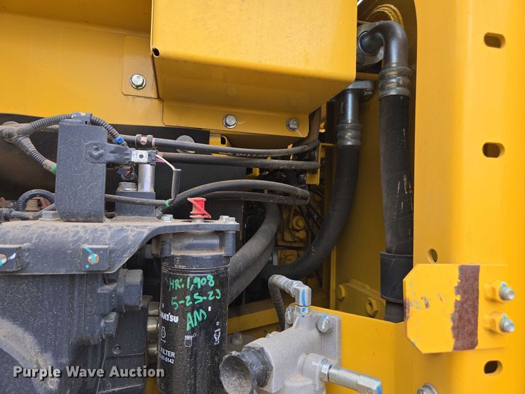 image for item DU2744 2021 Komatsu PC210LC-11 excavator