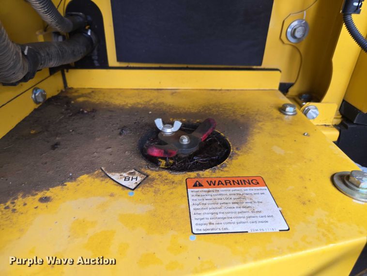 image for item DU2744 2021 Komatsu PC210LC-11 excavator