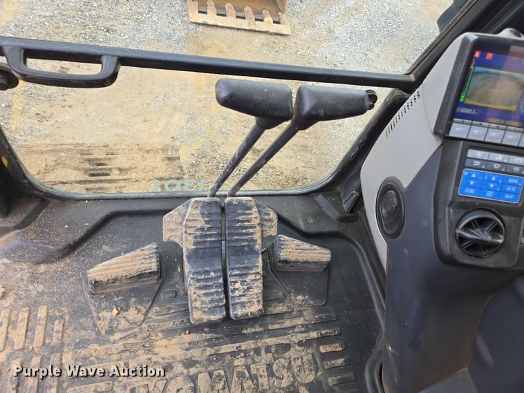 image for item DU2744 2021 Komatsu PC210LC-11 excavator