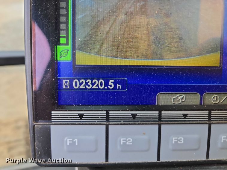 image for item DU2744 2021 Komatsu PC210LC-11 excavator