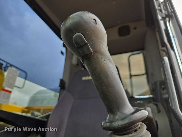 image for item DU2744 2021 Komatsu PC210LC-11 excavator