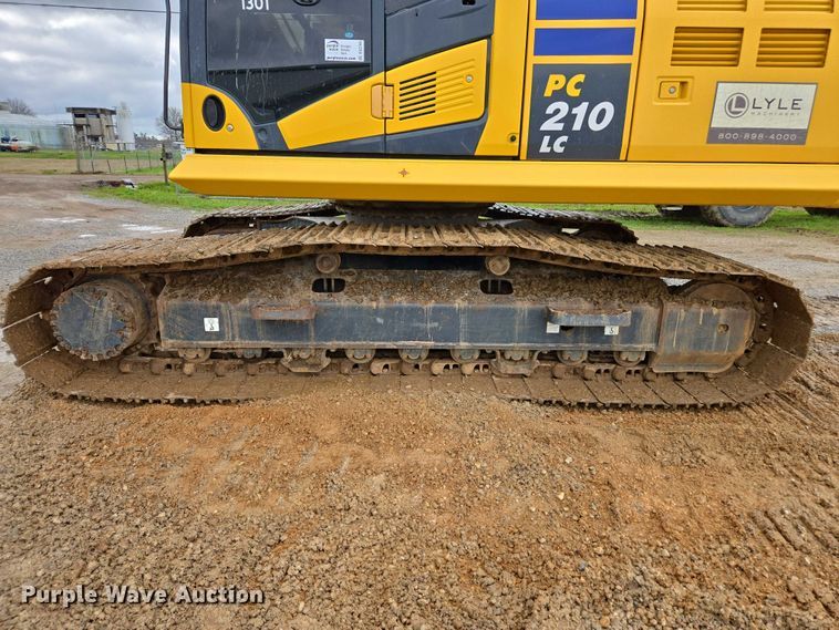 image for item DU2744 2021 Komatsu PC210LC-11 excavator