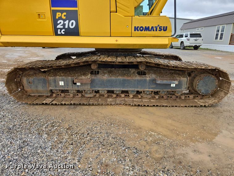image for item DU2744 2021 Komatsu PC210LC-11 excavator