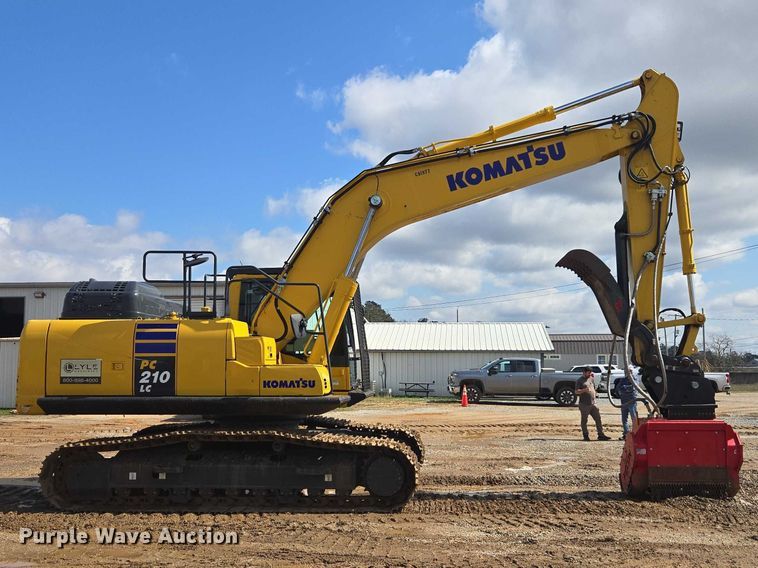 image for item DU2745 2023 Komatsu PC210LC-11 excavator