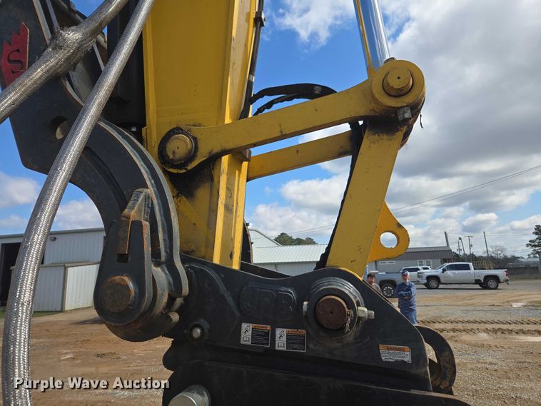 image for item DU2745 2023 Komatsu PC210LC-11 excavator