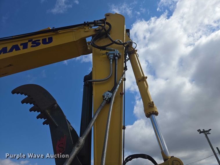 image for item DU2745 2023 Komatsu PC210LC-11 excavator