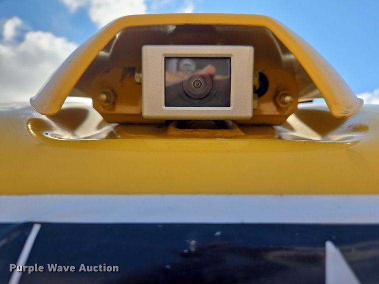 image for item DU2745 2023 Komatsu PC210LC-11 excavator