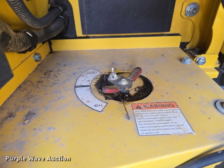 image for item DU2745 2023 Komatsu PC210LC-11 excavator