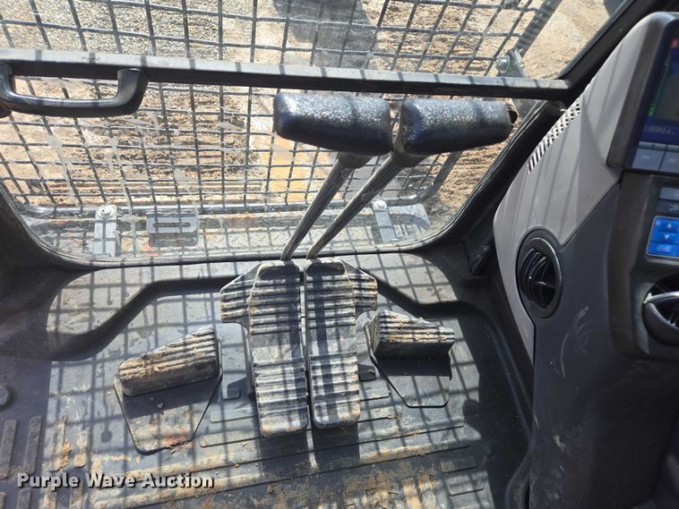 image for item DU2745 2023 Komatsu PC210LC-11 excavator