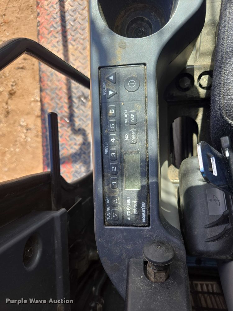 image for item DU2745 2023 Komatsu PC210LC-11 excavator