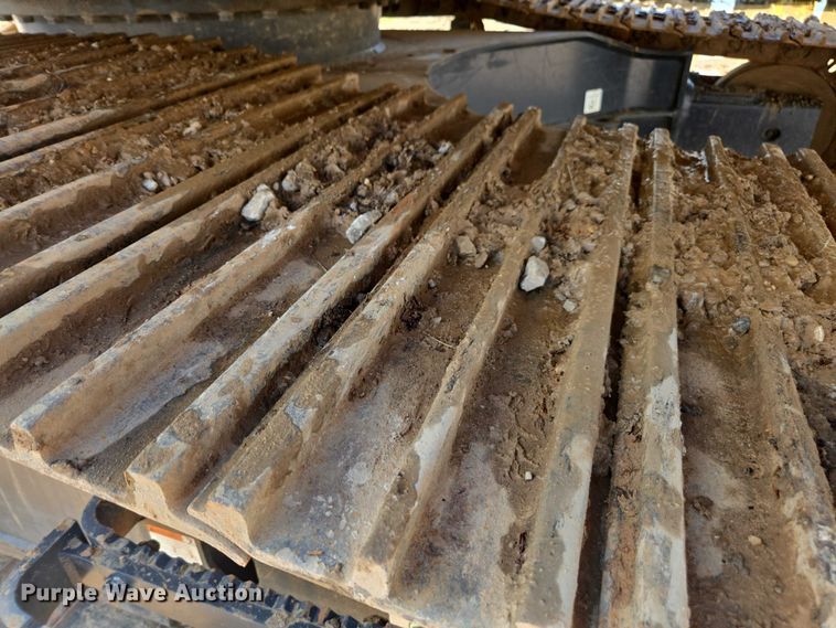 image for item DU2745 2023 Komatsu PC210LC-11 excavator