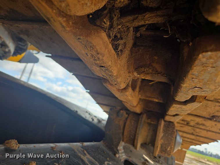 image for item DU2745 2023 Komatsu PC210LC-11 excavator