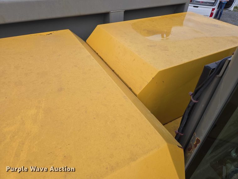 image for item DU2746 2021 Teremac RT14R track carrier