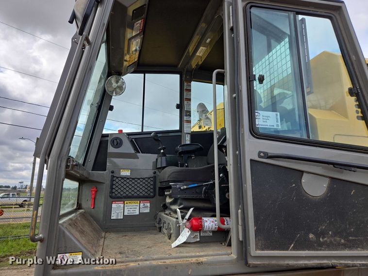 image for item DU2746 2021 Teremac RT14R track carrier