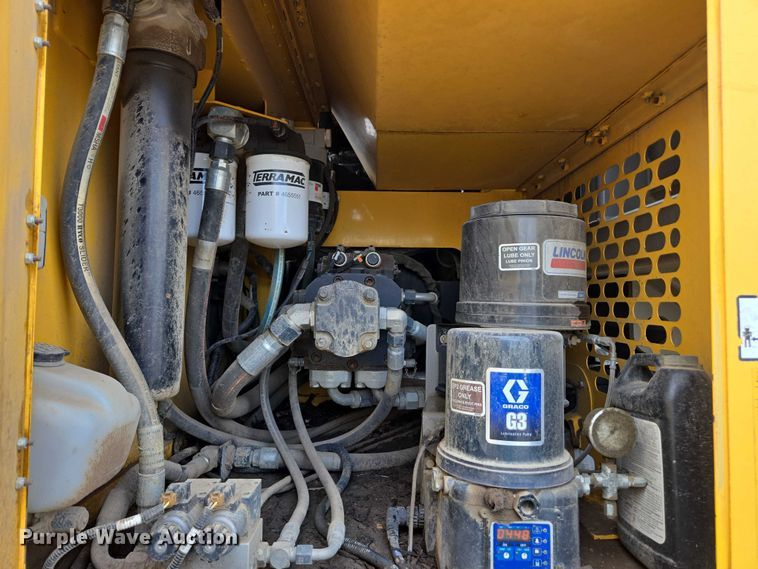 image for item DU2746 2021 Teremac RT14R track carrier