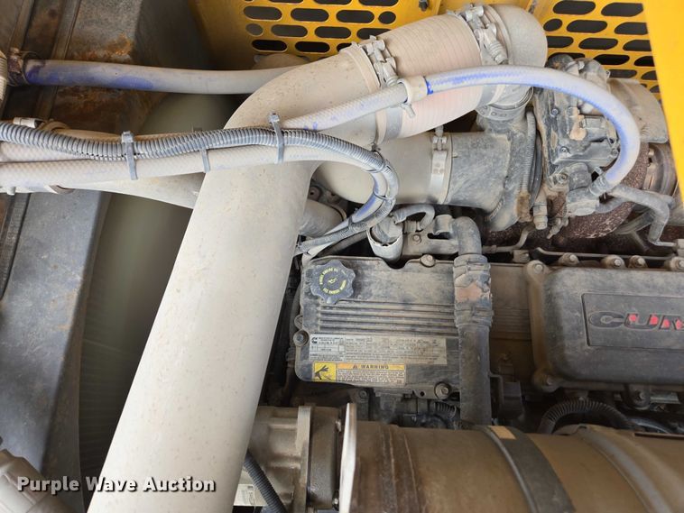 image for item DU2746 2021 Teremac RT14R track carrier