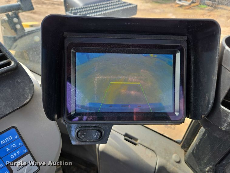 image for item DU2747 2021 Komatsu WA320-8 wheel loader