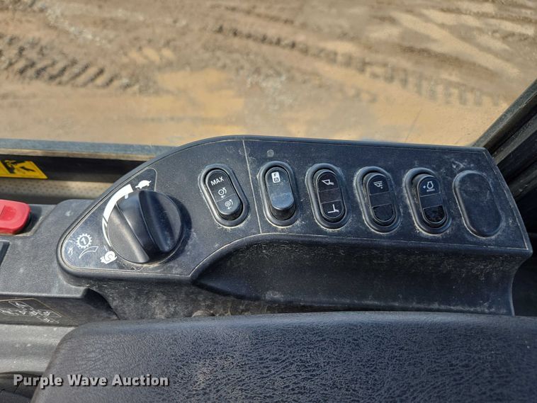 image for item DU2747 2021 Komatsu WA320-8 wheel loader