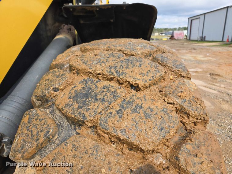 image for item DU2747 2021 Komatsu WA320-8 wheel loader