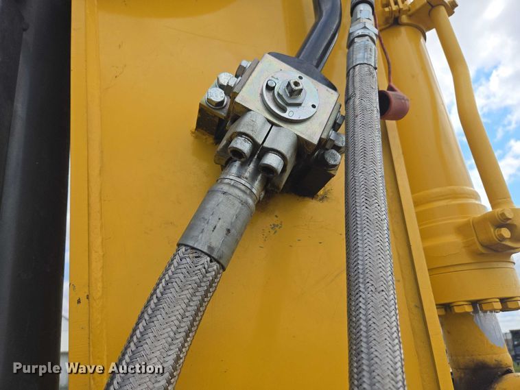 image for item DU2748 2023 Fecon BH040EXC2 mulcher