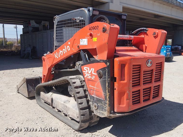 image for item DU3105 2023 Kubota SVL75-2 tracked skid steer loader