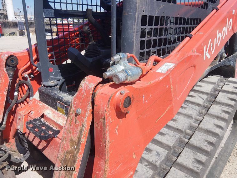 image for item DU3105 2023 Kubota SVL75-2 tracked skid steer loader