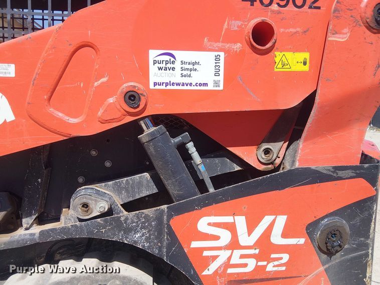 image for item DU3105 2023 Kubota SVL75-2 tracked skid steer loader