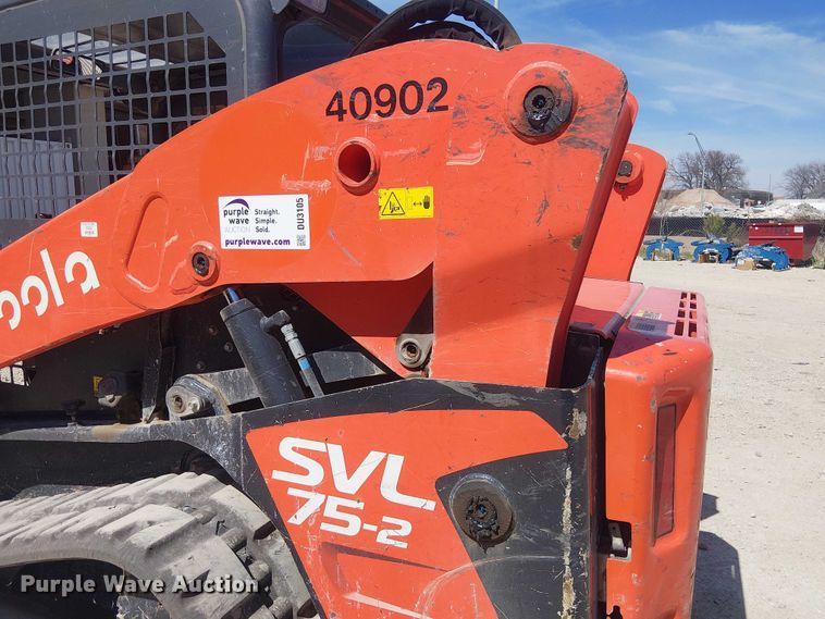 image for item DU3105 2023 Kubota SVL75-2 tracked skid steer loader